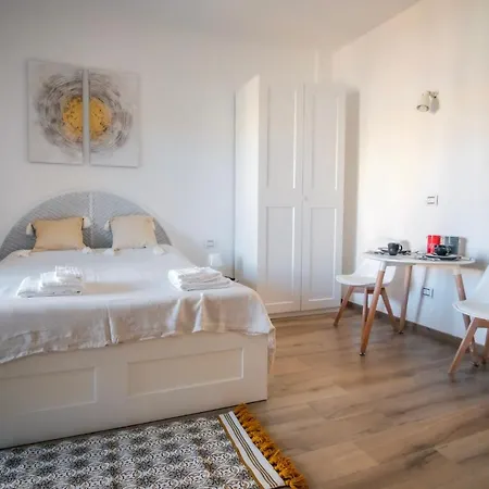 Rossani Suites&aparts Apartment