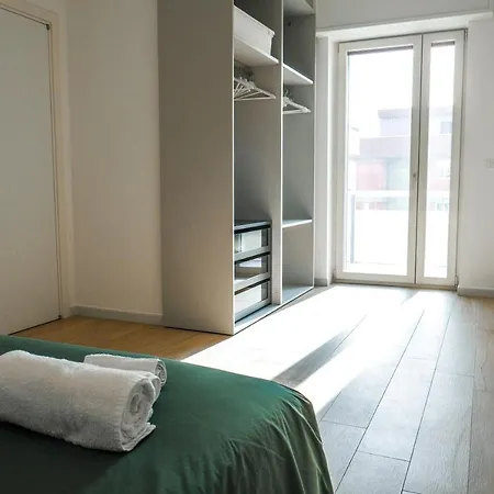 Rossani Miniapartdeluxe - Business Suite Bari
