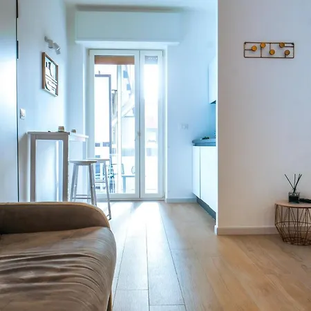 Rossani Miniapartdeluxe - Business Suite