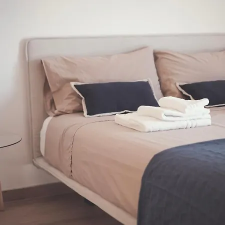 Rossani Suites&aparts Διαμέρισμα *
